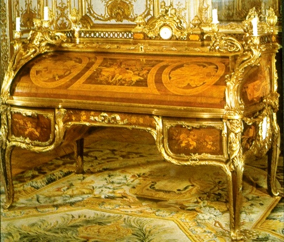 Bureau Roi Riesener Versailles